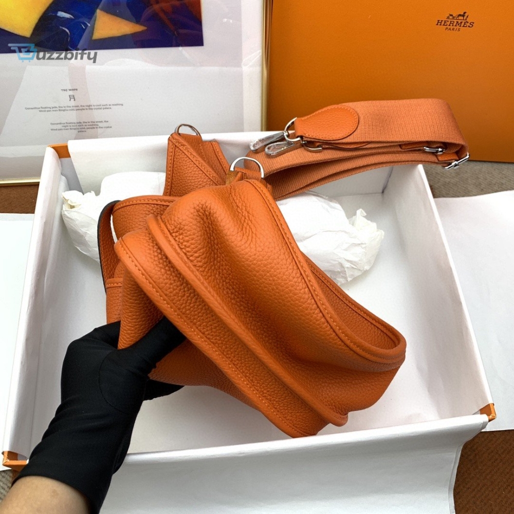 Hermes Evelyne III 29 Bag Orange With Silver-Toned Hardware For Women, Women’s Shoulder And Crossbody Bags 11.4in/29cm H056277CC9J 