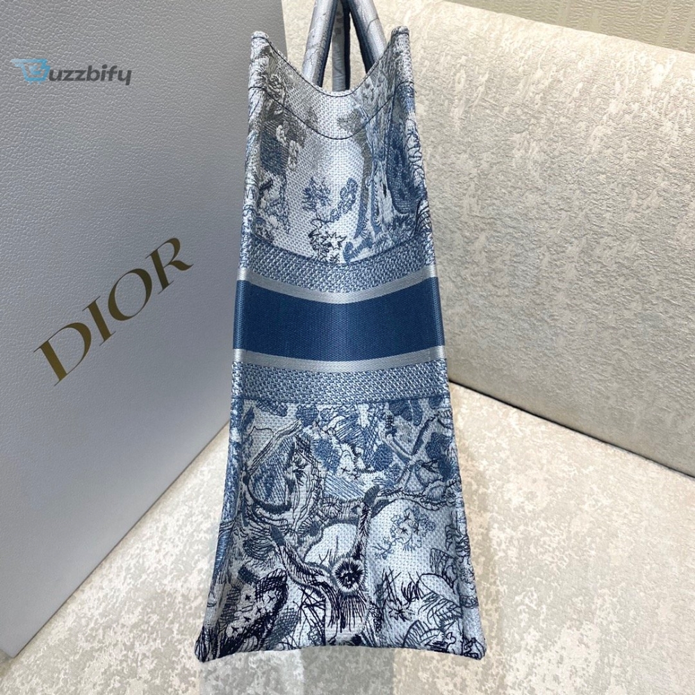 Christian Dior Large Dior Book Tote Blue and White Cornely Embroidery, Blue, For Women Women�s Handbags, Shoulder Bags, 42cm CD M1286ZRGO_M928 