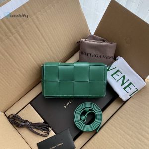 bottega veneta belt cassette dark green for women womens bags 69in17