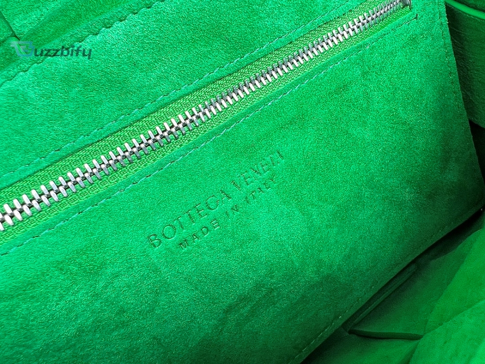 Bottega Veneta Cassette Bag Black And Green, For Women, Women’s Bags 9.1in/23cm 