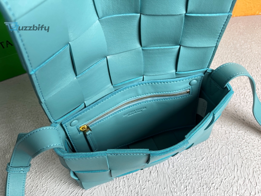 Bottega Veneta Cassette Light Blue, For Women, Women�s Bags 9.1in/23cm 